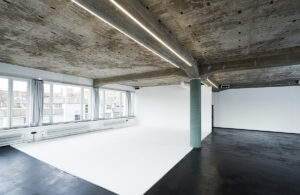 80m² Cyclorama / Hohlkehle STUDIO 1 - raw studios. 80m² Cyclorama