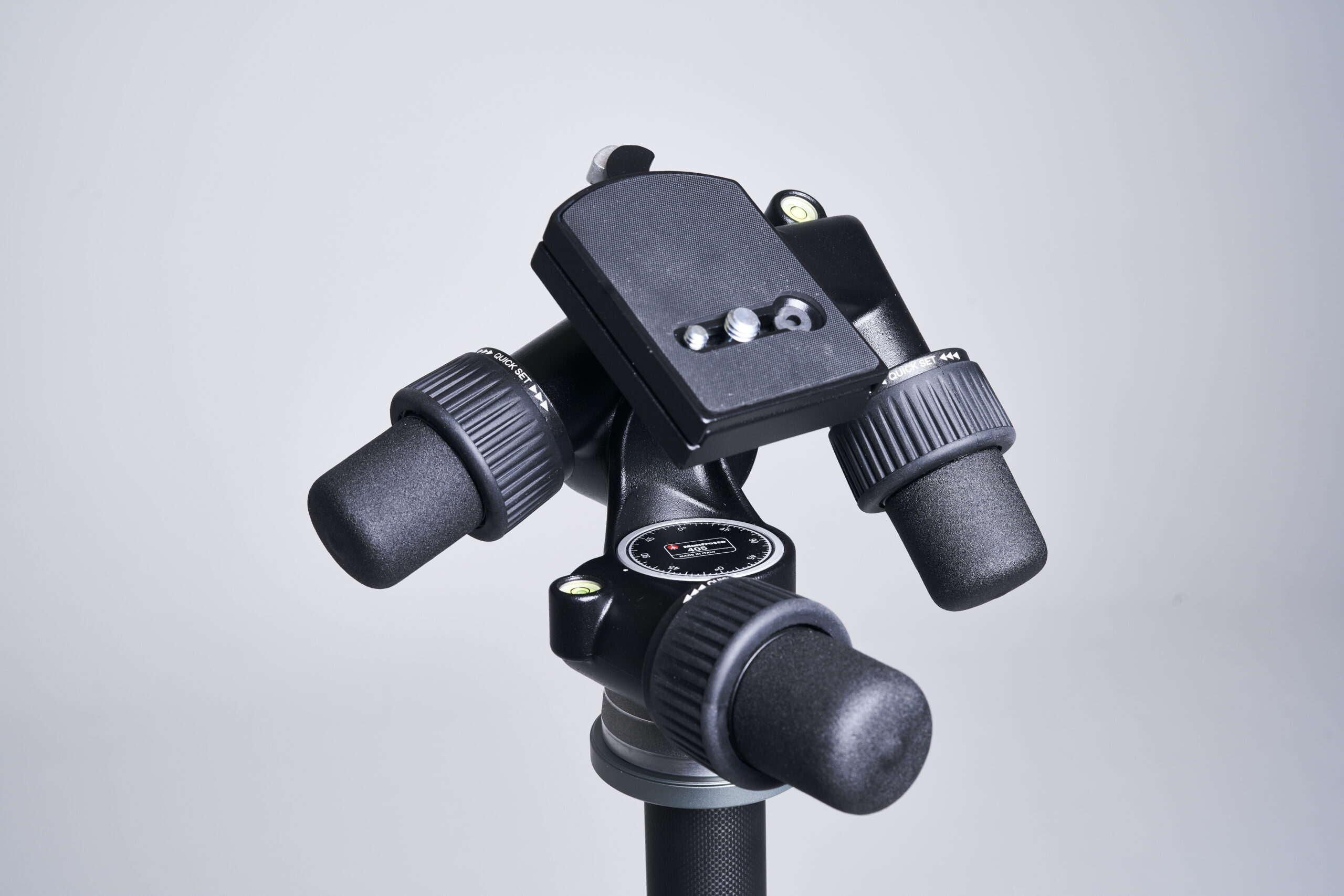 405 tripod head by manfrotto