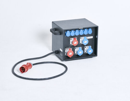 Distributor 32A red to 3 x 32A blue