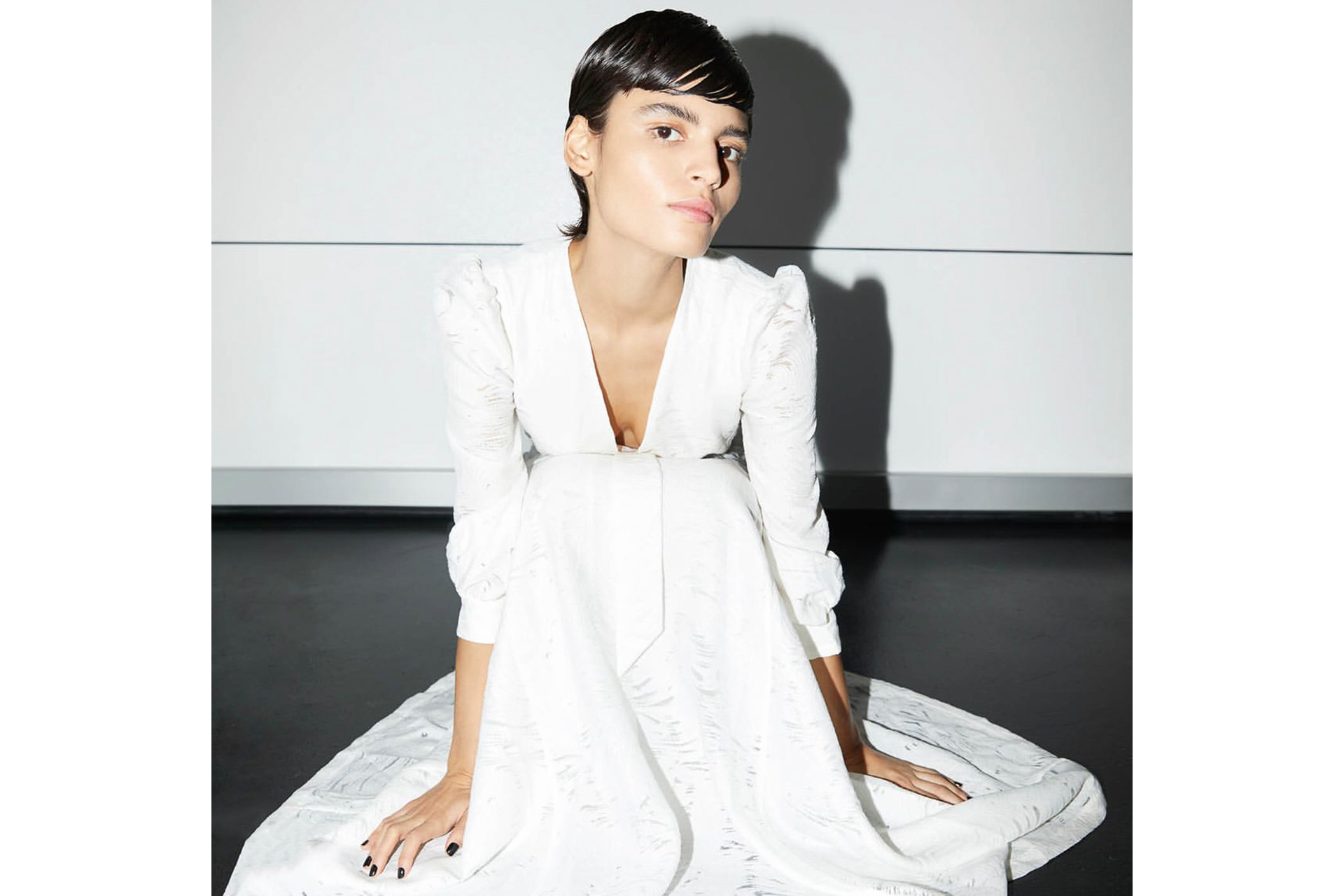 a female model in an ivy oak bridal dress.