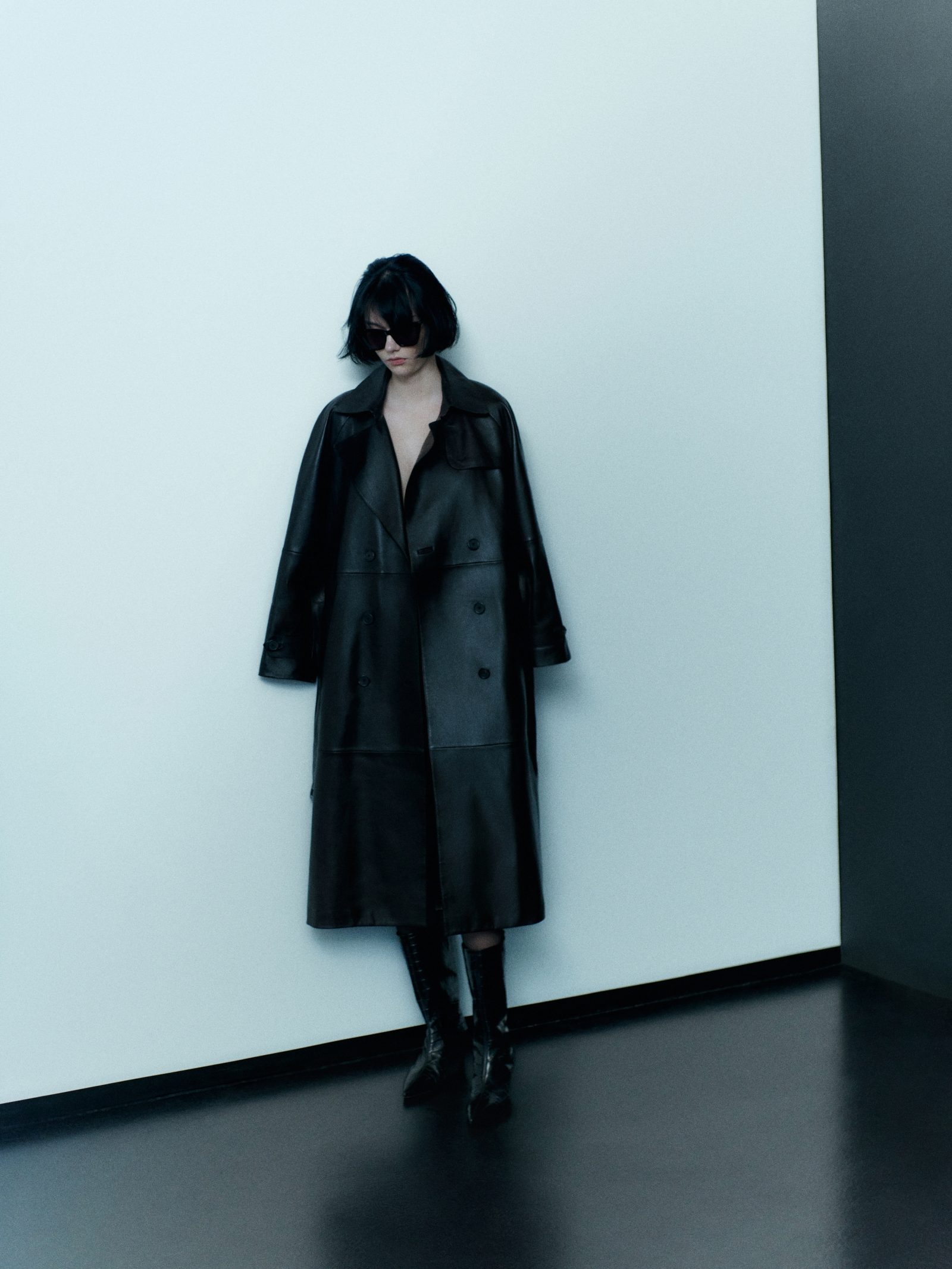 Starring a model Steinberg for a Massimo Dutti 2023 campaign