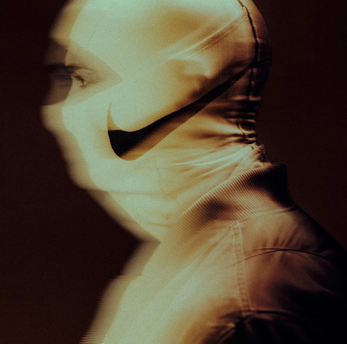 male model with nike bike hat for black friday campaign of defshop