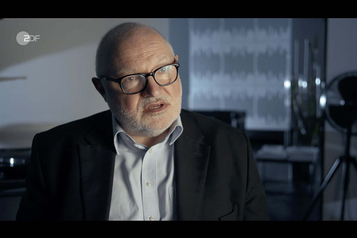 zero one film systemfehler der cum ex skandal michael sell Interview shot of Michael Sell, in a contemporary studio setting for the Cum-Ex documentary.