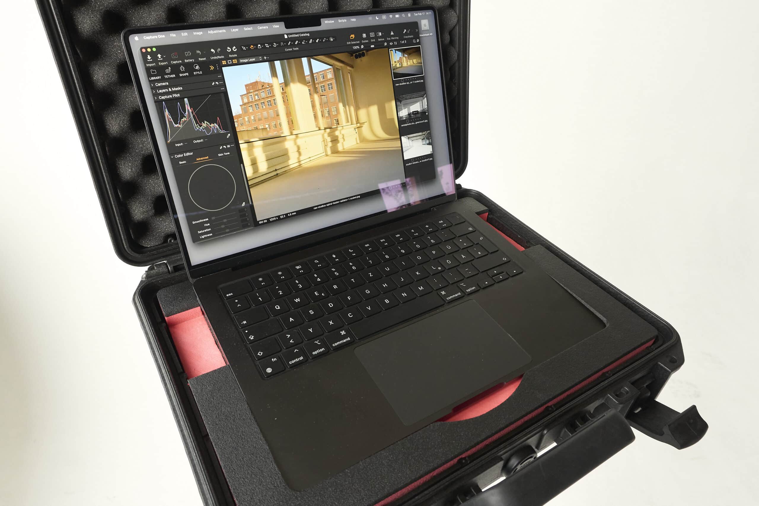 Apple Mac Book Pro - M4 Pro, 14-Core , 14.2 Inch, 24 GB , 1 TB SSD - Image 3